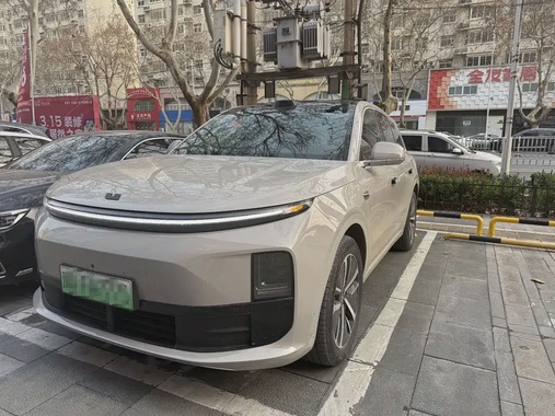Li Auto L6 2024