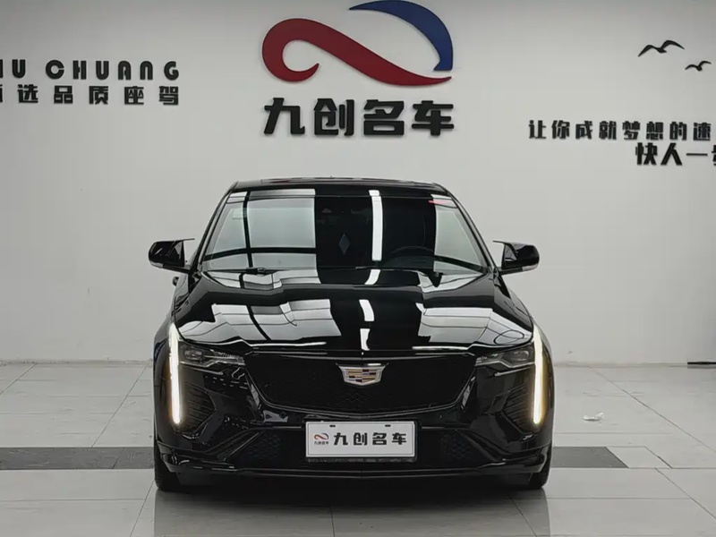 Cadillac CT4
