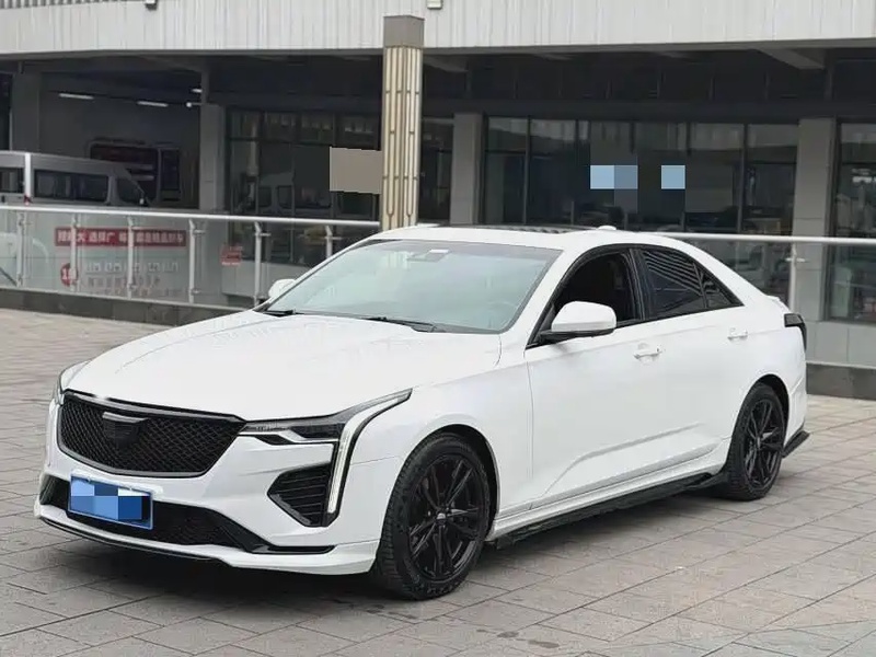 Cadillac CT4
