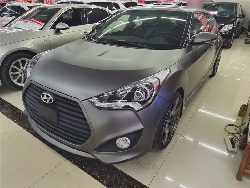 Hyundai Veloster