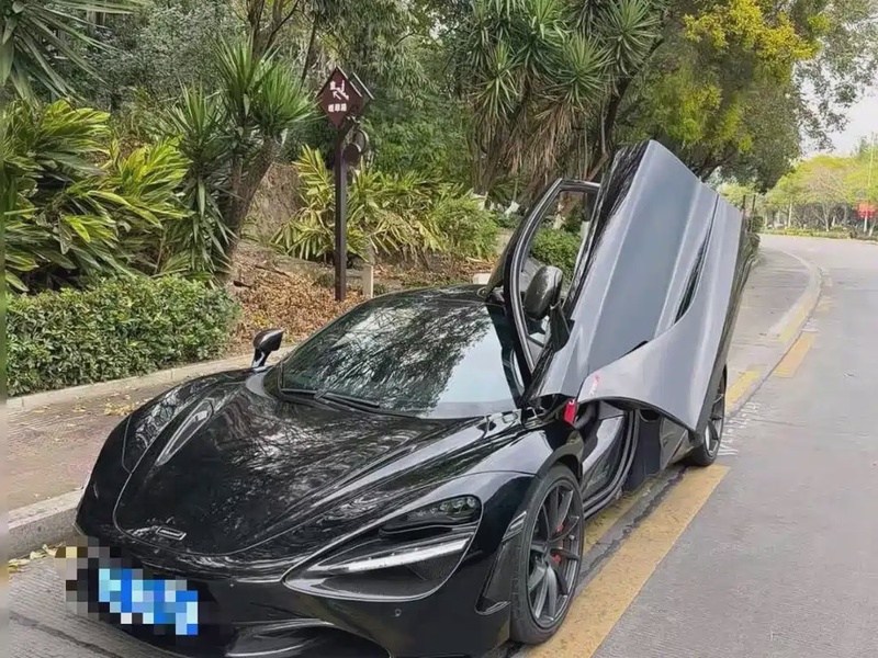 McLaren 720S