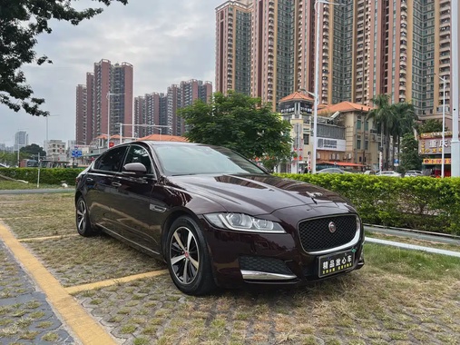 Jaguar XF 2018