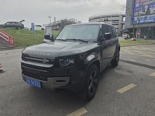 Land Rover Defender 2022