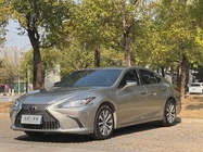 Lexus ES 2021