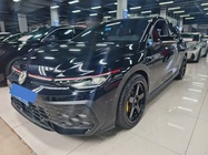 Volkswagen Golf 2025