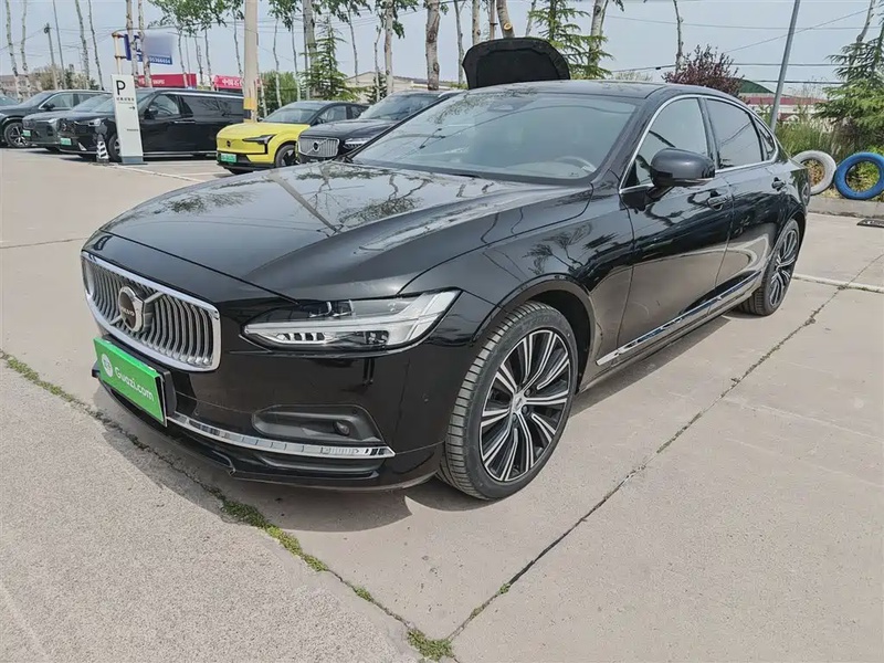 Volvo S90