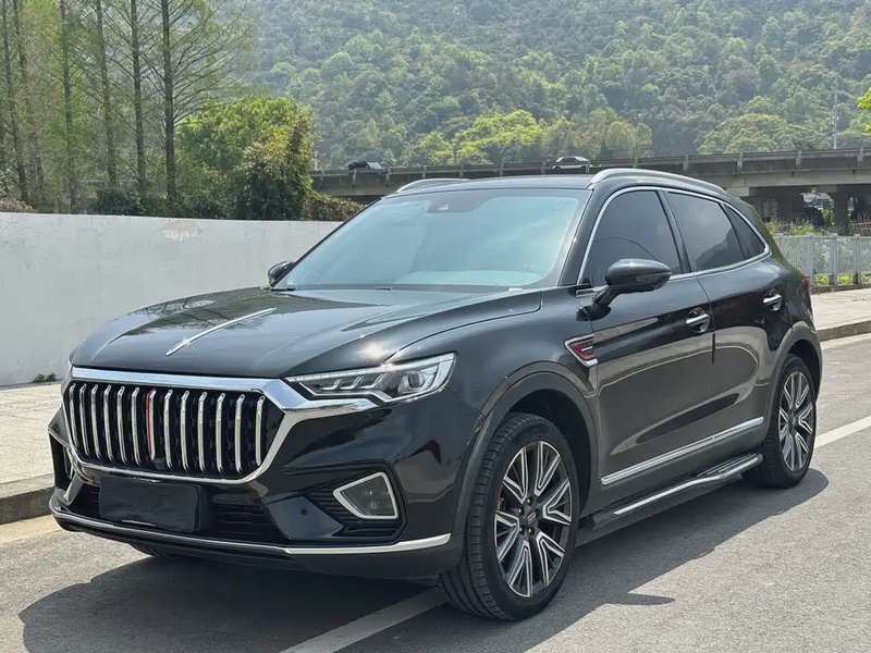 Hongqi HS5
