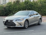 Lexus ES 2022