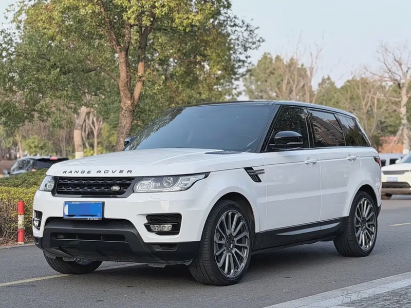 Land Rover Sport