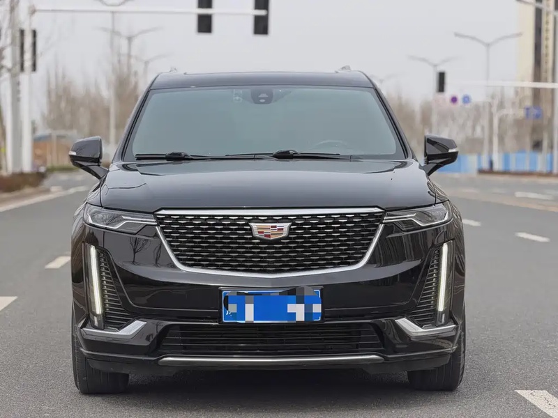 Cadillac XT6