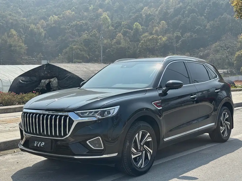 Hongqi HS5