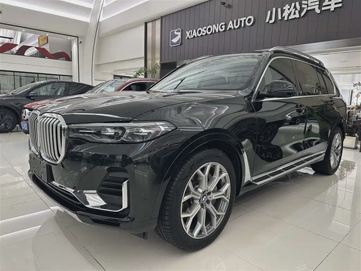 BMW X7 2022