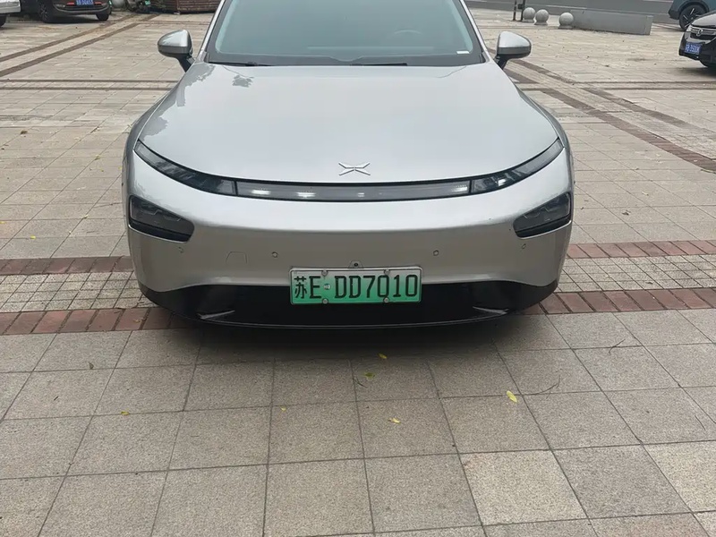 XPeng P7
