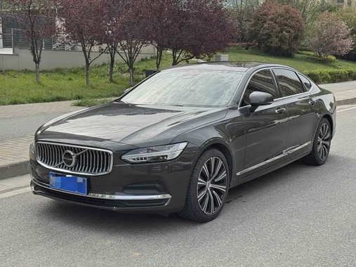 Volvo S90 2023