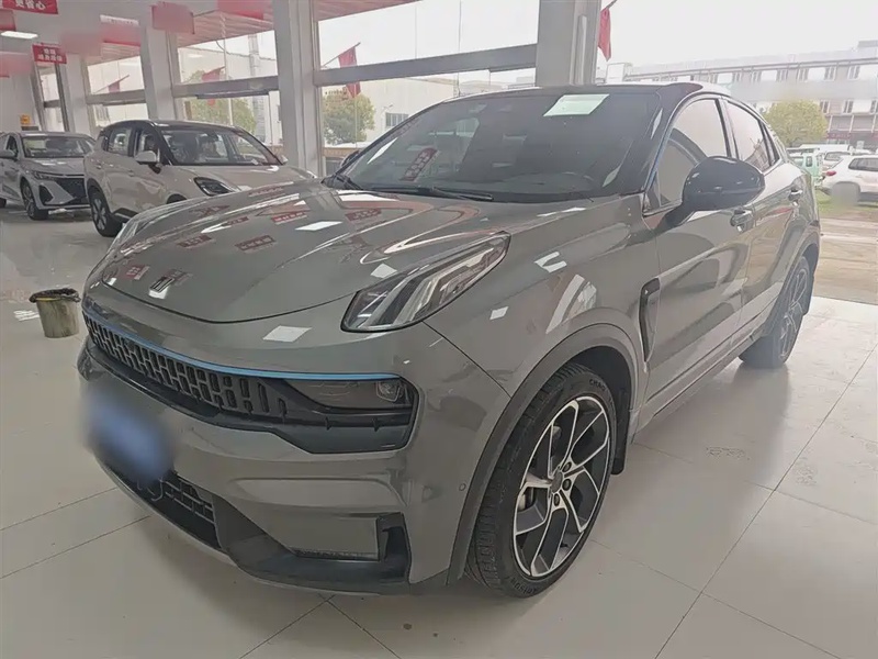 Lynk & Co 05