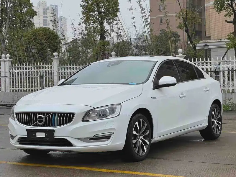 Volvo S60