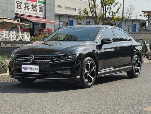 Volkswagen Magotan 2025