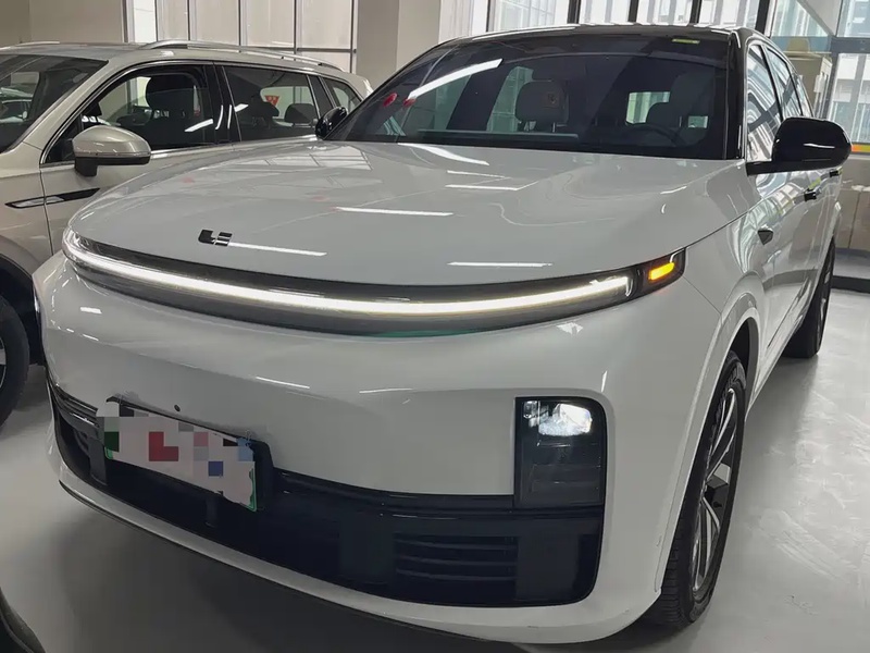 Li Auto L7