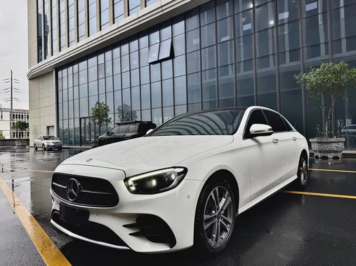 Mercedes-Benz E-Class 2022