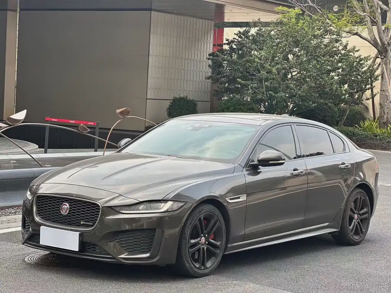 Jaguar XEL