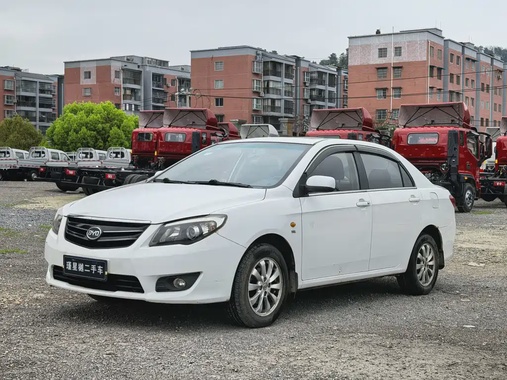 BYD L3 2015