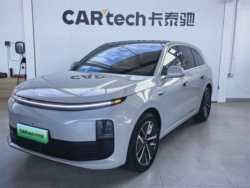 Li Auto L6