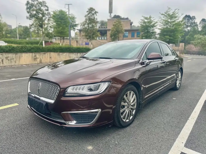 Lincoln MKZ