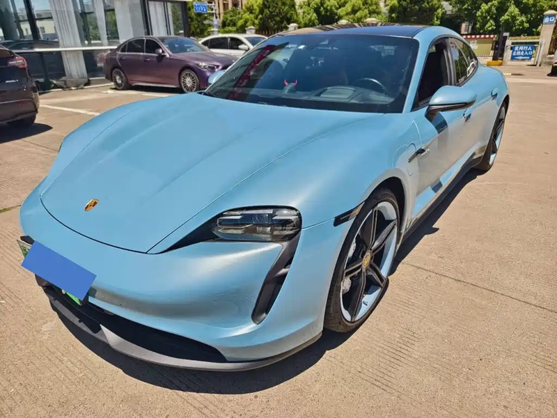 Porsche Taycan