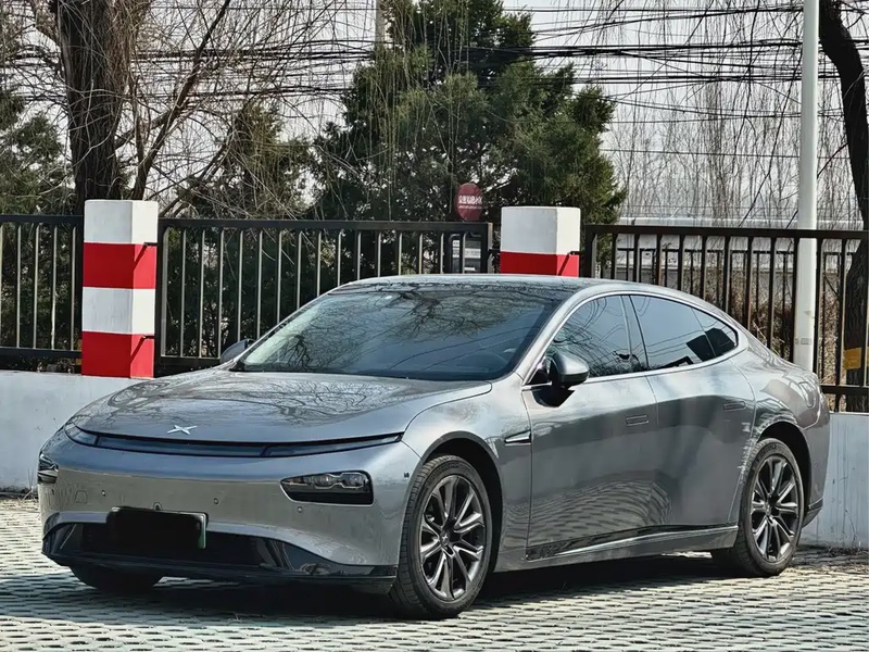 XPeng P7