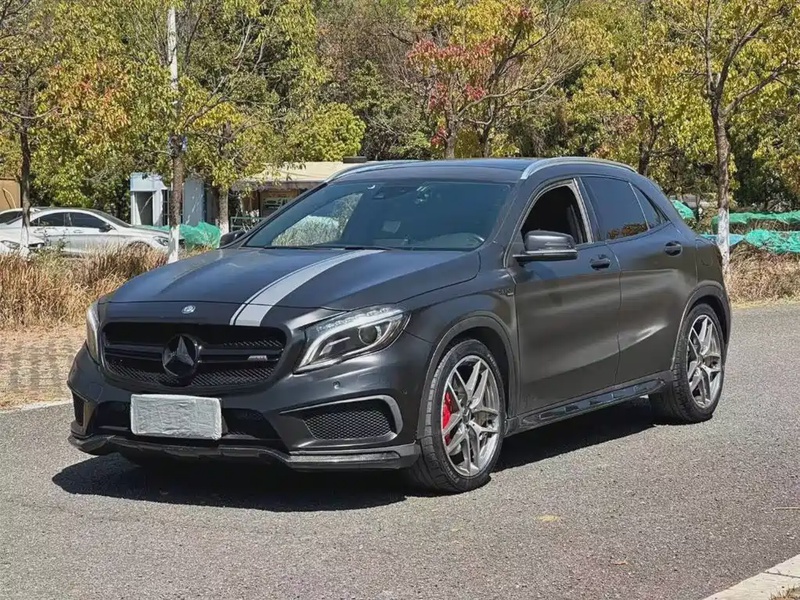 Mercedes-Benz GLA-Class