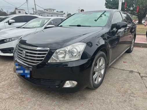 Toyota Crown 2010