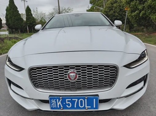 Jaguar XE 2021