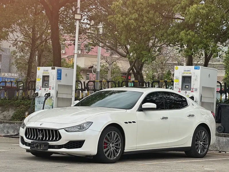 Maserati Ghibli