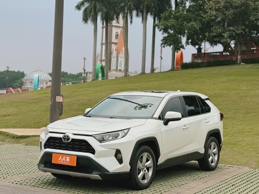 Toyota RAV4 2021