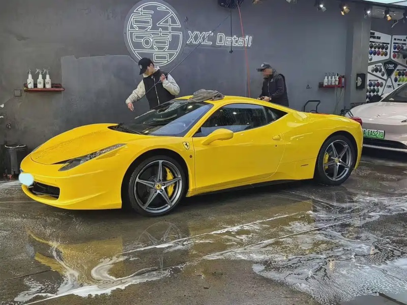 Ferrari 458
