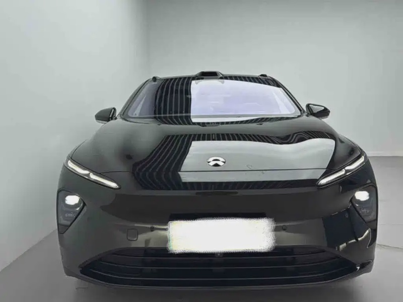 NIO ET7