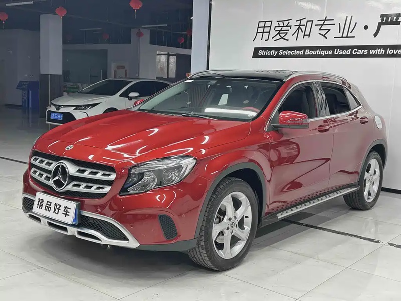 Mercedes-Benz GLA-Class