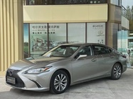 Lexus ES 2019