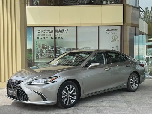 Lexus ES 2019