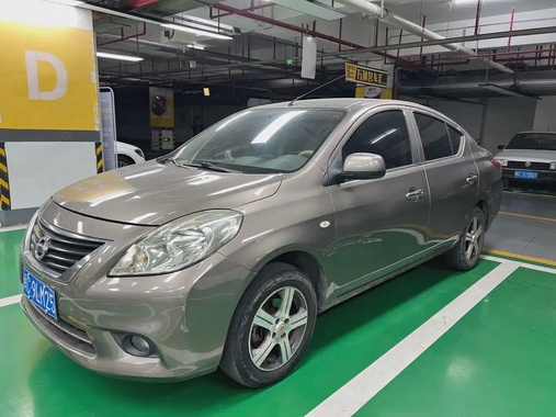 Nissan Sunny 2012