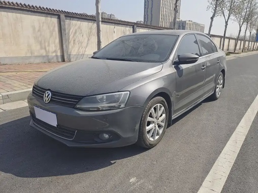 Volkswagen Sagitar 2013