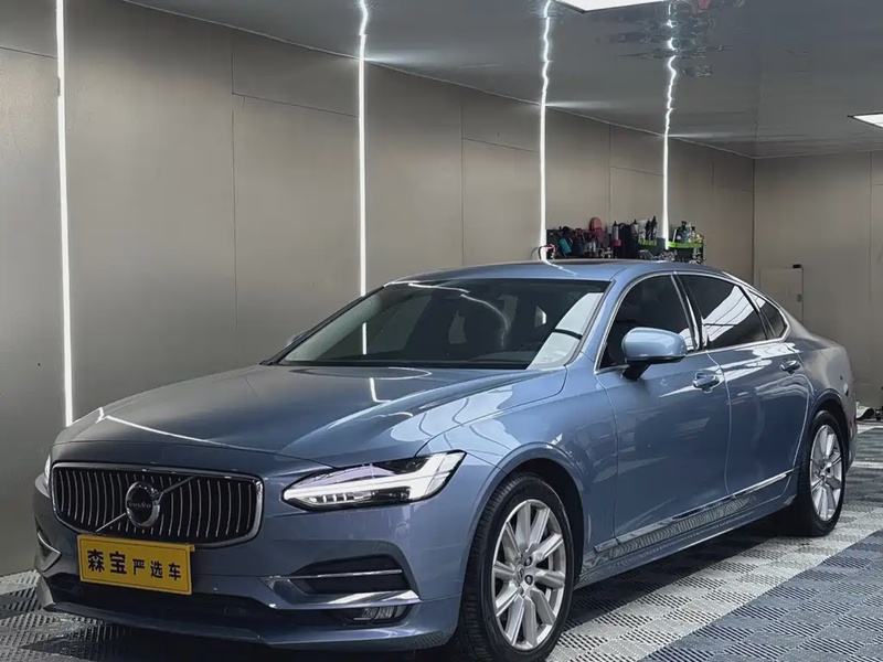 Volvo S90