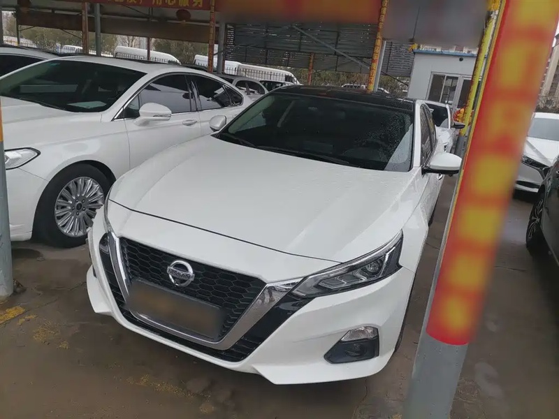Nissan Teana