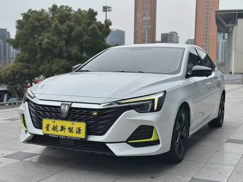 Roewe i6