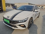 Hyundai Elantra 2025