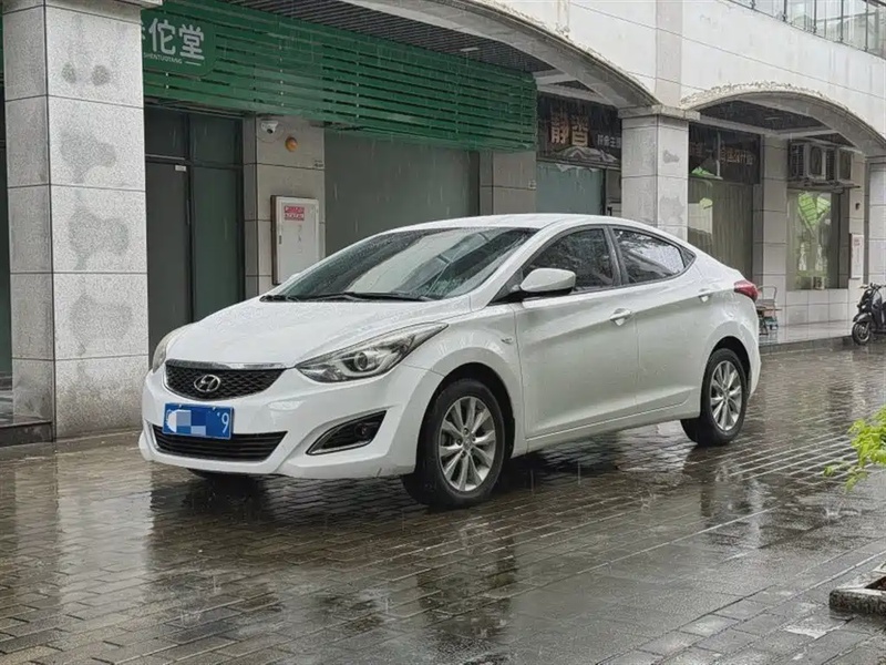 Hyundai Elantra