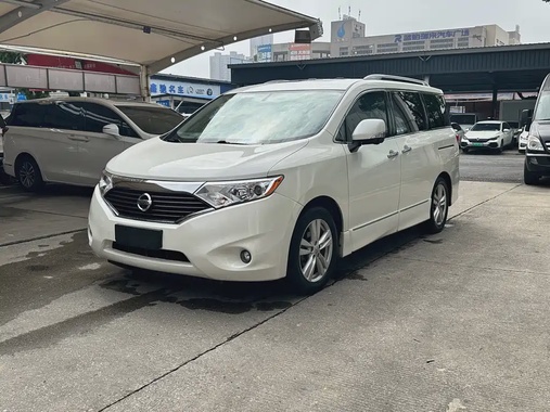 Nissan Quest 2018