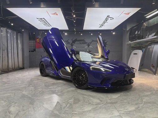 McLaren GT 2021