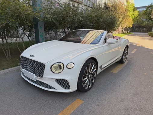 Bentley Continental 2021