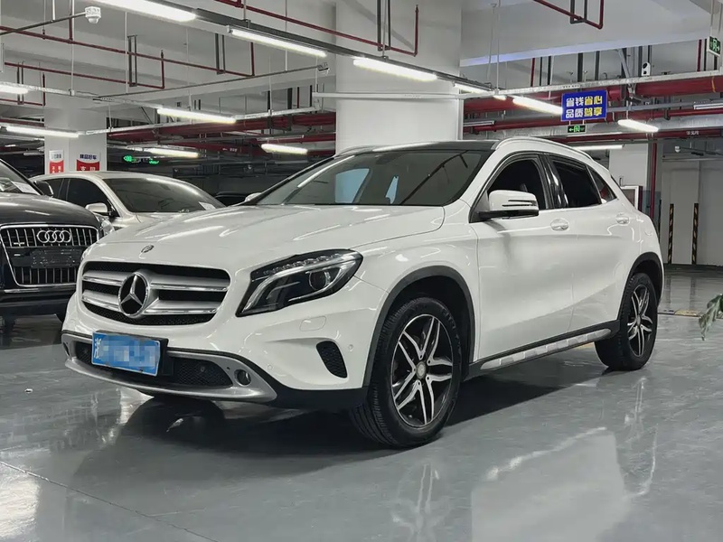 Mercedes-Benz GLA-Class